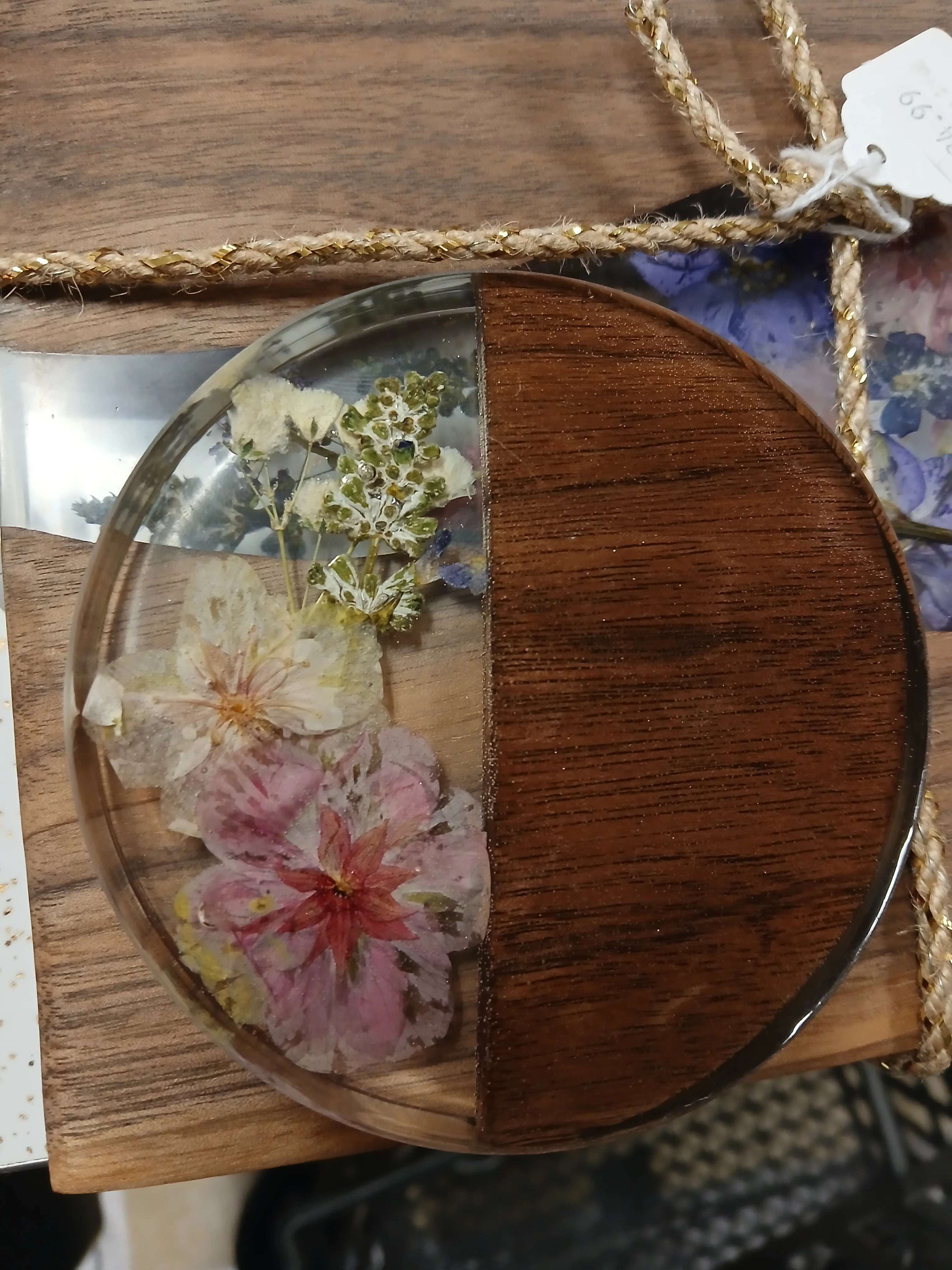 Flower Resin Cutting Board - Image 6
