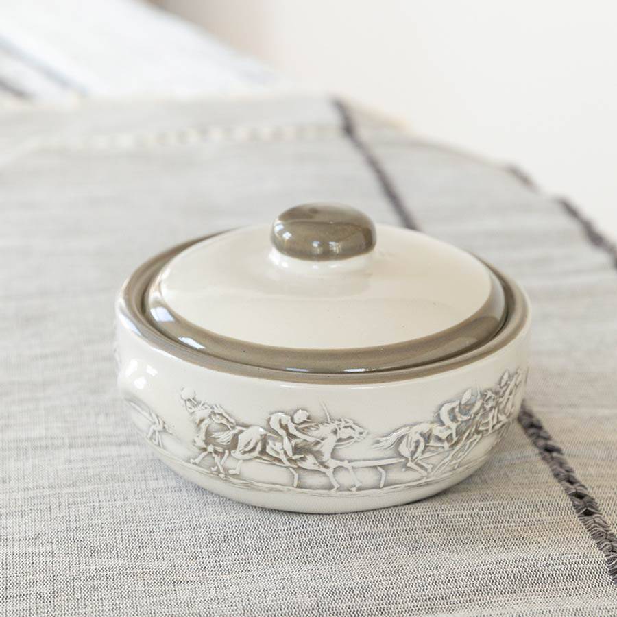Stoneware & Co - Embossed Running Horse - Image 9